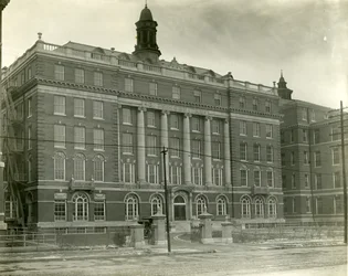 Main Building of City Hospital in 1910